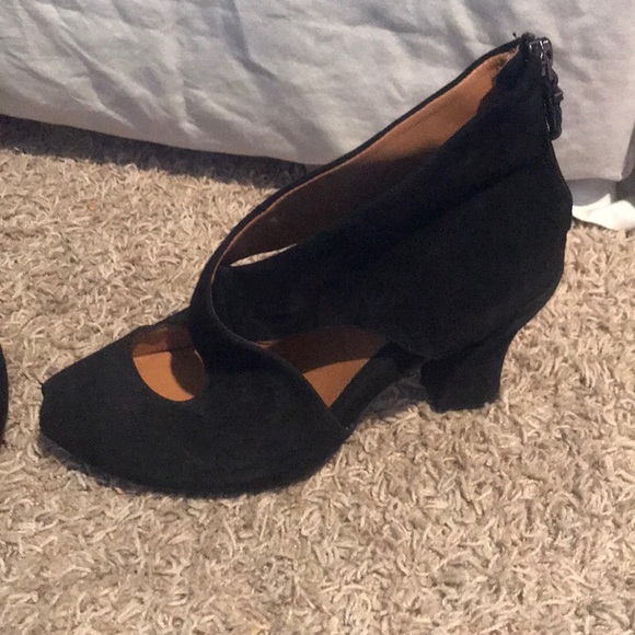 Black dress shoe - Picture 2 of 2